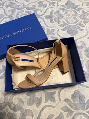 Stuart Weitzman nude leather sandals
